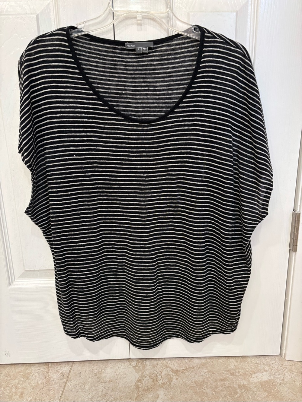 VINCE Women’s Linen Black & White Striped Scoop Neck Top
